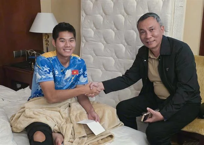 Hình ảnh minh họa hỗ trợ khách hàng và giải đáp thắc mắc
